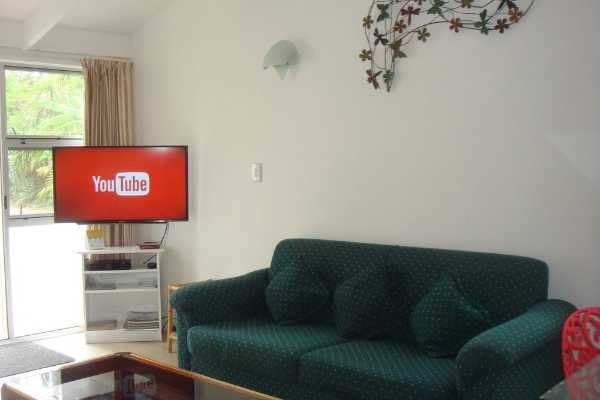 Colonial House Motel